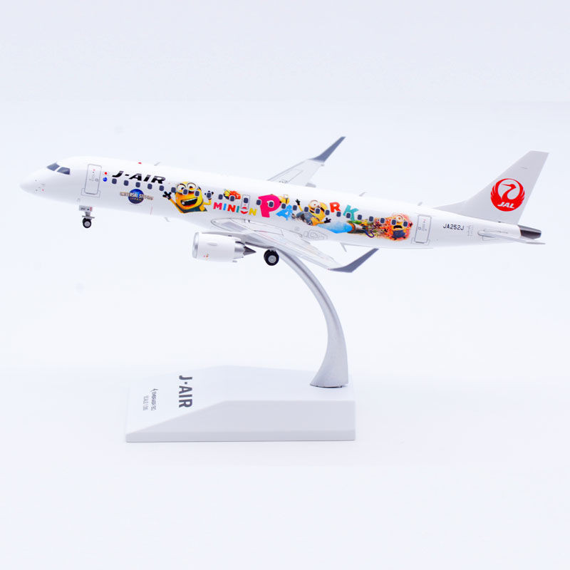 Jcwings 1: 200 โมเดลเครื่องบินโลหะผสม Japan Airlines ERJ-190 JA252J