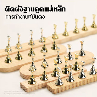 ฐานเล็บ, ถาดเล็บ, ผู้ถือเล็บปลอม, ถาดโลหะ, แปรง, บัตรสี, เครื่องมือตัดเล็บ