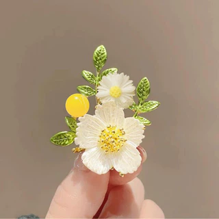 เข็มกลัดลายใบไม้และดอกไม้ สำหรับตกแต่งเสื้อผ้า