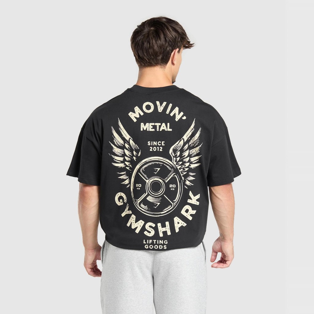 Gymshark เสื้อยืดแขนสั้นผู้ชาย MOVIN METAL GRAPHIC