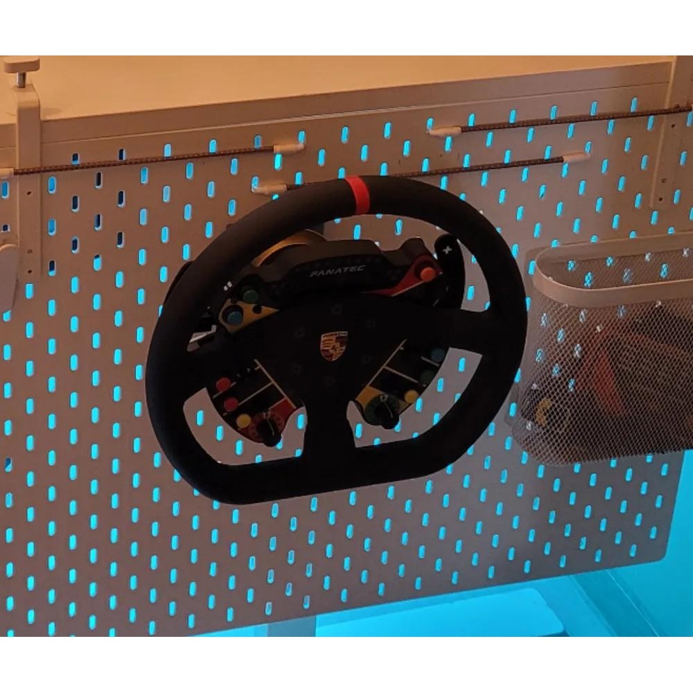แผ่นติดล้อ Pegboard Skadis Fanatec QR2