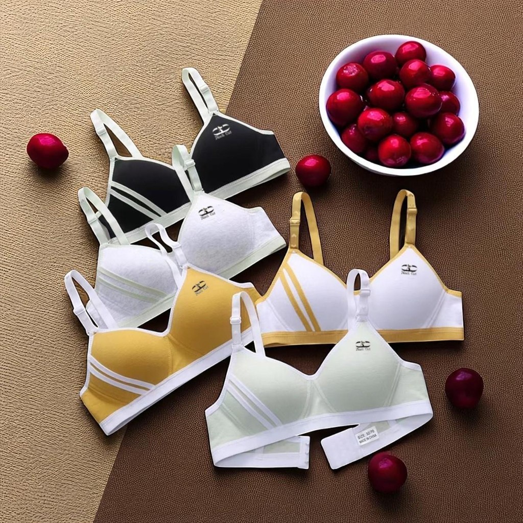 บราแนวสปอร์ต ใส่แล้วกระชับ ไม่อึดอัด ระบายอากาศดีเยี่ยม เสื้อชั้นในไร้โครง แฟชั่น สีทูโทน ฟองน้ำบาง