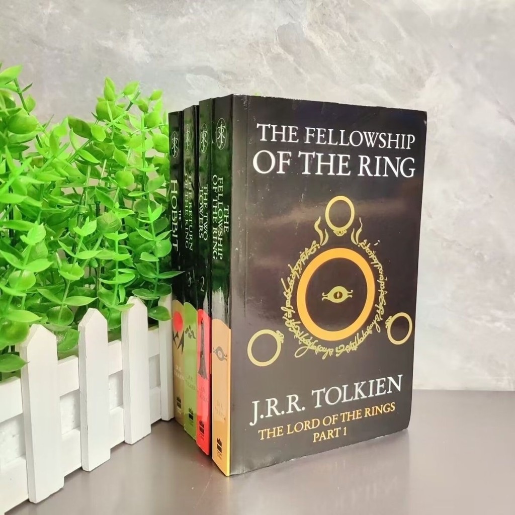 The King of Rings หนังสือภาษาอังกฤษทั้ง 4 เล่ม The Lord of the Rings Trilogy Hobbit