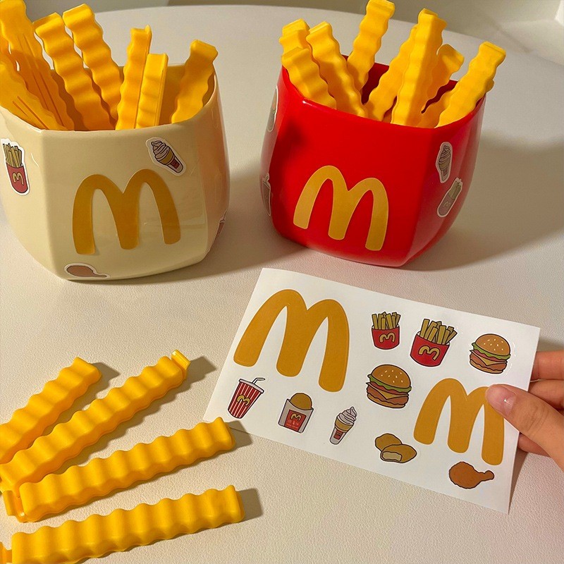 กล่องแม่เหล็กติดตู้เย็น กล่องเก็บของติดแม่เหล็ก พร้อมสติ๊กเกอร์ตกแต่ง แข็งแรง รับน้ำหนักได้เยอะ - รูปที่ 4