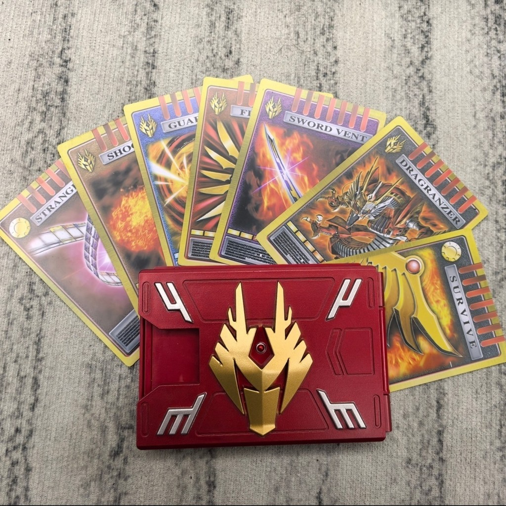 Kamen Rider Dragon Rider Survival Dragon Rider Universal Card Box กล่องการ์ดขนาด csm (รวมการ์ด)