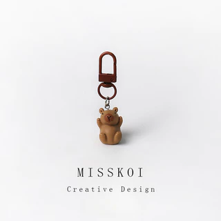 MISSKOI การ์ตูนชุดสีกาแฟ Kapibara พวงกุญแจ Creative Sweet กระเป๋าเป้สะพายหลังจี้
