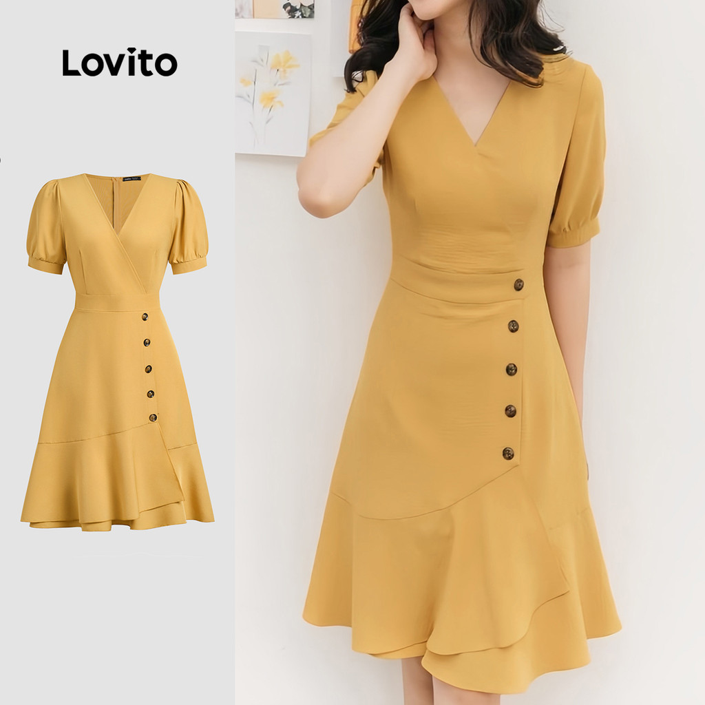 Lovito ชุดเดรสสีเหลืองเรียบหรูพร้อมชายระบายติดกระดุมสำหรับผู้หญิง L134ED675