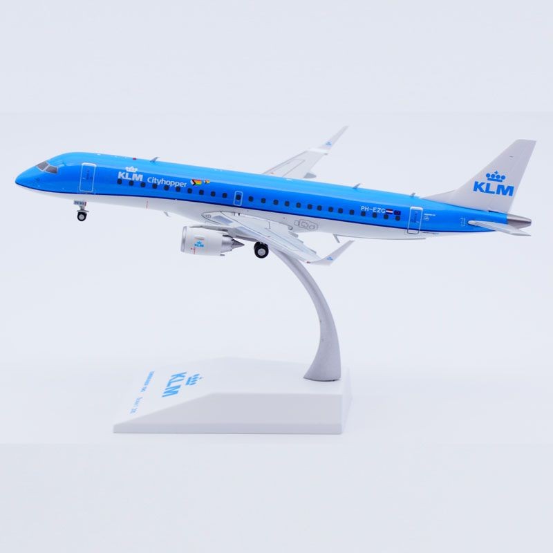 JCWINGS 1: 200 เครื่องบินโลหะผสมรุ่น ERJ-190 Holland Royal Airlines PH-EZG