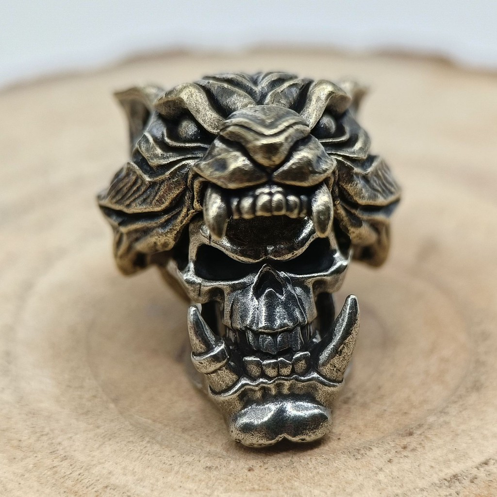 Tiger T หมวก Orc และอุปกรณ์ EDC เช่น ร่มเชือkจี้.Push Card และจี้พวงกุญแจ DIY