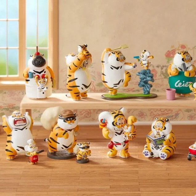 ✿FUNISM I'm Not a Fat Tiger Laugh heartily หัวเราะ กล่องตาบอด สไตล์ที่เลือกได้ น่ารักตุ๊กตา ของเล่น