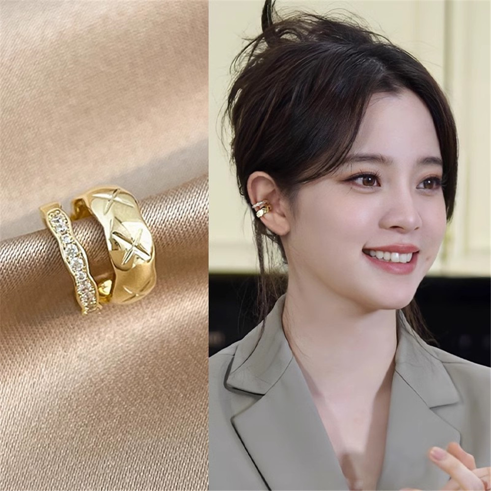 คลิปหูสองชั้นเงาโลหะสําหรับสาวๆโดยไม่ต้องเจาะหูคลิปกระดูกหูแฟชั่นสไตล์เกาหลี