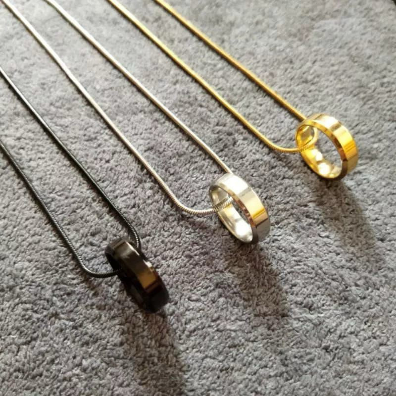 สร้อยคอ Round Eel TITANIUM จี้แหวนผู้ชายและผู้หญิง ทนสนิม
