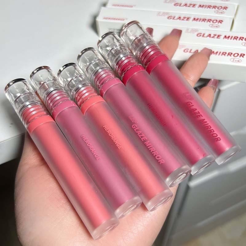 ลิปกล๊อส 6สี ให้ความชุ่มชื้น สีสวย ปากฉ่ำวาวLip013-29