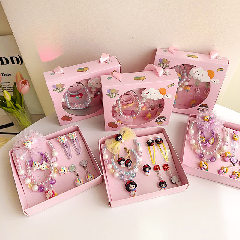 เครื่องประดับเด็กกล่องของขวัญเจ้าหญิงสร้อยคอต่างหูแหวนกระเป๋าถือสาวน้อยอุปกรณ์ผมชุดของขวัญผูกผมเด็ก