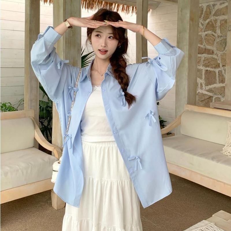 สีฟ้าฝรั่งเศสโบว์เสื้อหญิงแจ็คเก็ตบางหลวมออกแบบเก๋เสื้อด้านบน