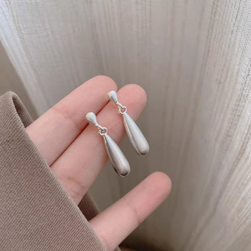 ต่างหูหยดน้ำวินเทจ อุปกรณ์เสริมคลาสสิกสำหรับผู้หญิง 2025 ทันสมัย ยอดนิยม เรียบง่าย สง่างาม