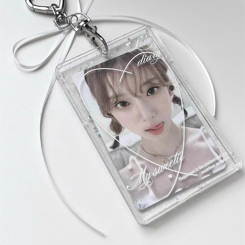 Heart Glitter อะคริลิคผู้ถือบัตร 3 นิ้ว Idol Photcards แขนป้องกัน Kawaii กระเป๋าพวงกุญแจจี้ Photocard Holder