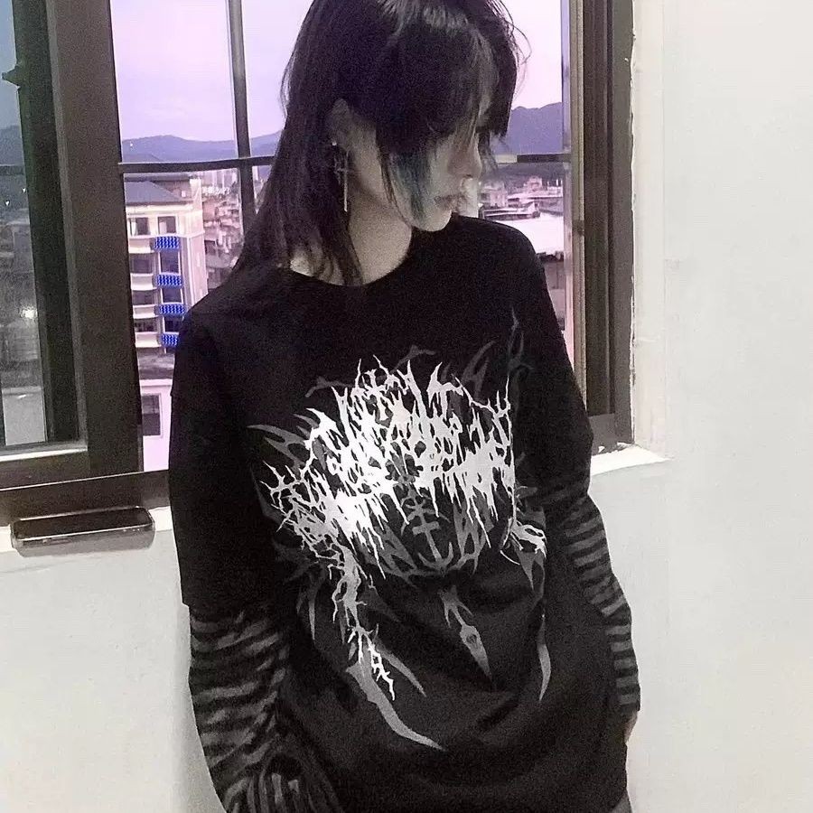 X-ORANGE ขนาดใหญ่พิมพ์ปลอมสองชิ้นเสื้อยืดแขนยาวเอเชียวัฒนธรรมร็อคมืดหลวมด้านบนฤดูใบไม้ผลิฤดูใบไม้ร่วงสไตล์ใหม่เสื้อผ้าผู้หญิงลําลอง