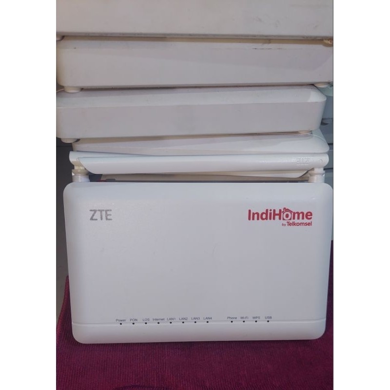 ZTE ZXHN F670L GPON ONT 5G Dual Band Portrait สีฟ้า