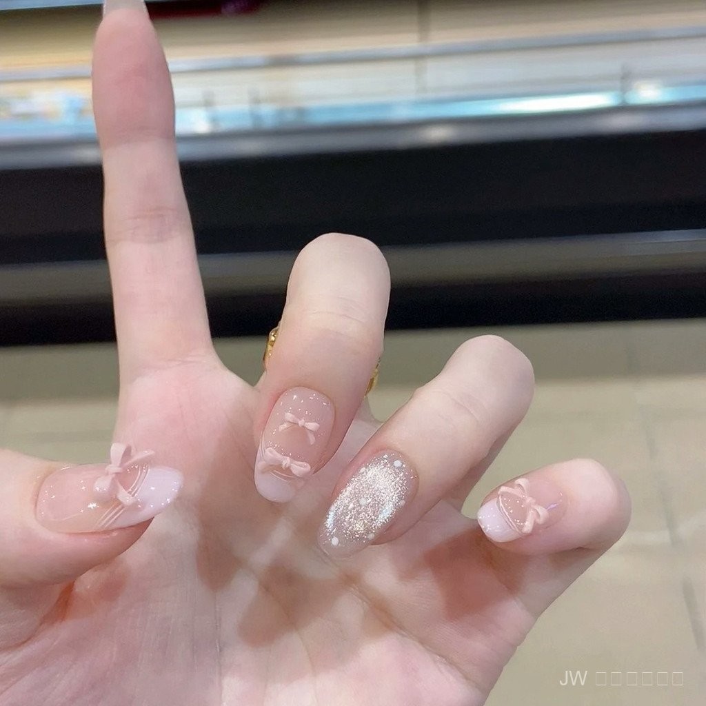JW ส่งฟรี✨เล็บปลอมทำมือสไตล์บัลเล่ต์สาว 💖 สีชมพูเฟรนช์แวววาว+ลูกปัดแก้ว ✨ (ขาวใสเป๊ะ สั้นน่ารัก เทรนด์ Tk!) 🩰แถมฟรี! กาว+ตะไบ