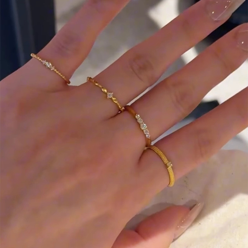 Sparkling Gold Plated Brushed Ring แหวนบุคลิกภาพระดับไฮเอนด์แหวนของขวัญขายส่ง ราคา ถูกที่สุด ดีลบีเคเค แกลเลอรีภาพที่ 3
