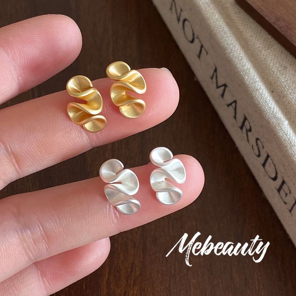 MEBEAUTY Minimalist Geometric ต่างหูดอกไม้ขนาดเล็ก Ping 925 สําหรับผู้หญิง Z437