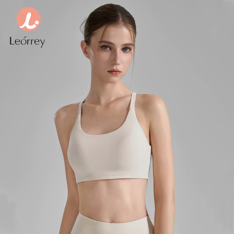 Leorrey เสื้อครอปวิ่งฟิตเนส ยืดหยุ่นสูง มีแผ่นรอง thumbnail 4