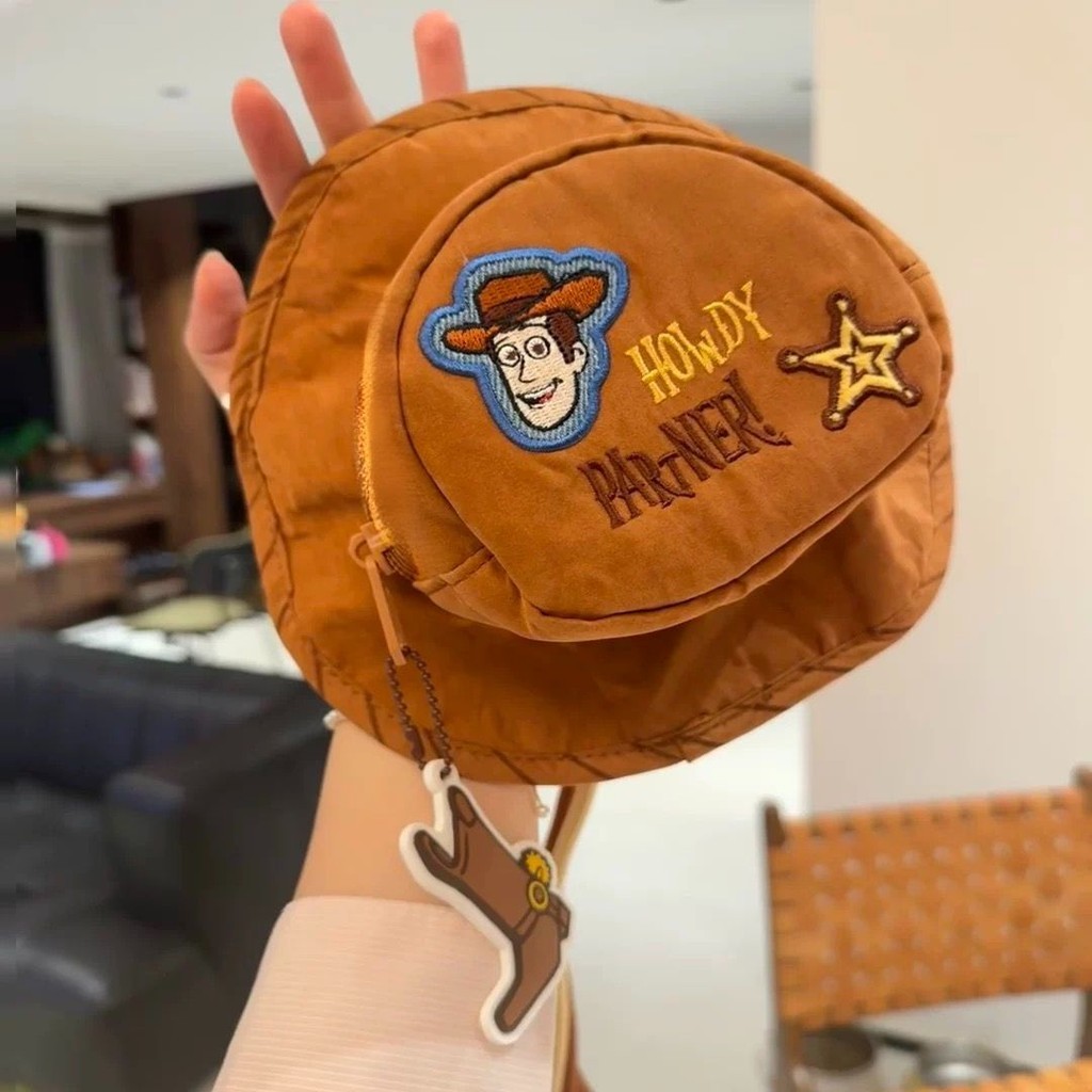 [Toy Story Woody] กระเป๋าโทรศัพท์มือถือรูปหมวกคาวบอยกระเป๋าสนุกขนาดเล็ก ราคา ถูกที่สุด ดีลบีเคเค แกลเลอรีภาพที่ 4