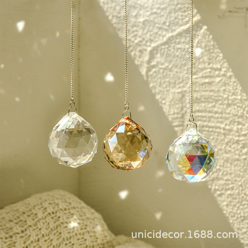 Suncatcher Crystal Ball Prism ตกแต่งหน้าต่าง Rainbow Maker Sun Catcher พร้อมโซ่ 6.4
