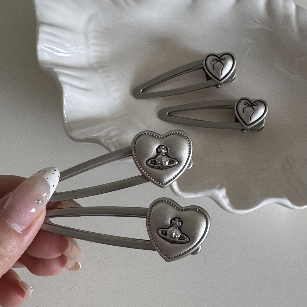 มูกัว เวอร์ชั่นเกาหลี สีเงิน สไตล์เย็น กิ๊บสามเหลี่ยม สไตล์ใหม่ หวานเย็น สำหรับสาวๆ แบบเรียบง่าย พร้อมคลิปอุปกรณ์ผม