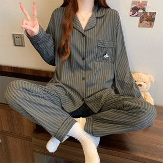 ชุดนอนแขนยาวลายปักการ์ตูนจากผ้าฝ้าย เลียนแบบสไตล์บ้านสูท