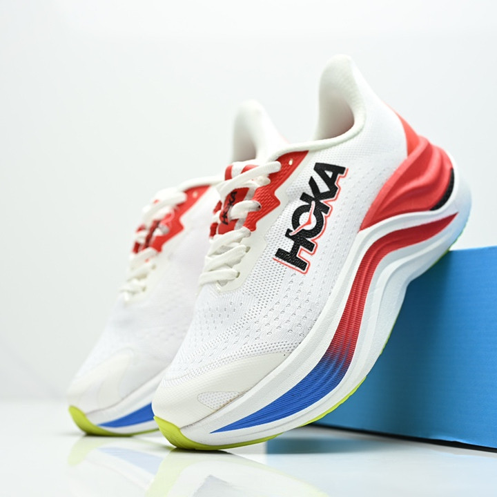 HOKA ONE ONE SKYWARD X รองเท้าวิ่งสําหรับผู้ชายและผู้หญิงระบายอากาศกันลื่นทนต่อการสึกหรอพื้นหนา