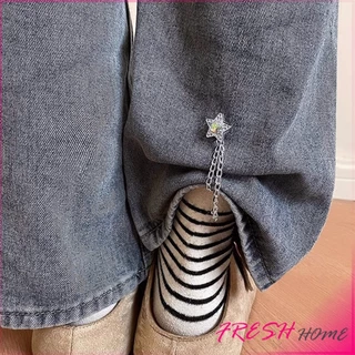 Fresh 1 ชิ้น คลิปเข็มกลัดติดแขนเสื้อ ยึดขากางเกง ในการยึดติดแบบหมุดเข็ม shortening buckle