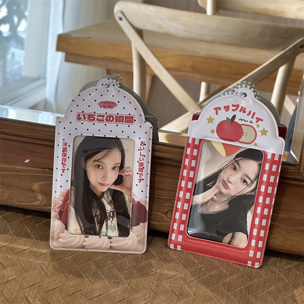 อิน สไตล์ครีมสตรอเบอร์รี่ตาข่าย แอปเปิล 10 ซม. ผู้ถือบัตรโพลารอยด์ไอดอลการ์ดขนาดเล็กบัตรวิทยาเขตการจัดเก็บจี้แสดง