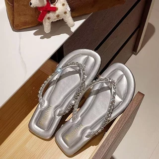 รองเท้าเเตะเเฟชั่นวัยรุ่นใส่สบายมาใหม่ X-645