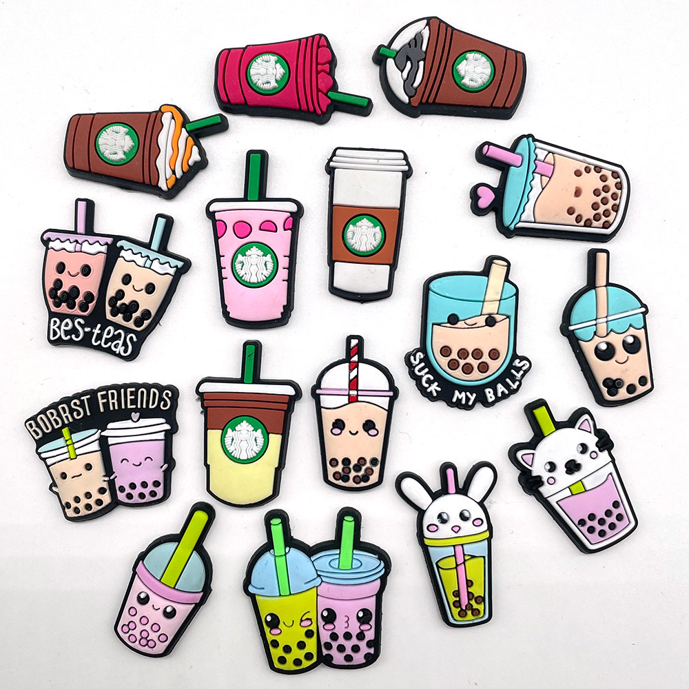 รองเท้าแตะหัวเข็มขัด PVC ตกแต่งสไตล์ 16 แบบ เพิ่มความสวยงามให้รองเท้าของคุณ