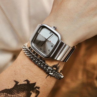 CILOA (พร้อมกล่อง) นาฬิกาข้อมือ รุ่นใหม่ สแตนเลส หน้าปัดสี่เ…