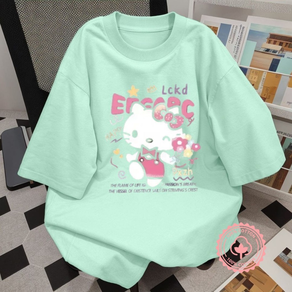 Basi💥 ผู้หญิง เสื้อยืด oversize เกรดพรีเมียม เสื้อคอตตอน100% ไม่หดตัว ใส่สบาย การ์ตูนน่ารัก ลาย "LCKD KITTY"