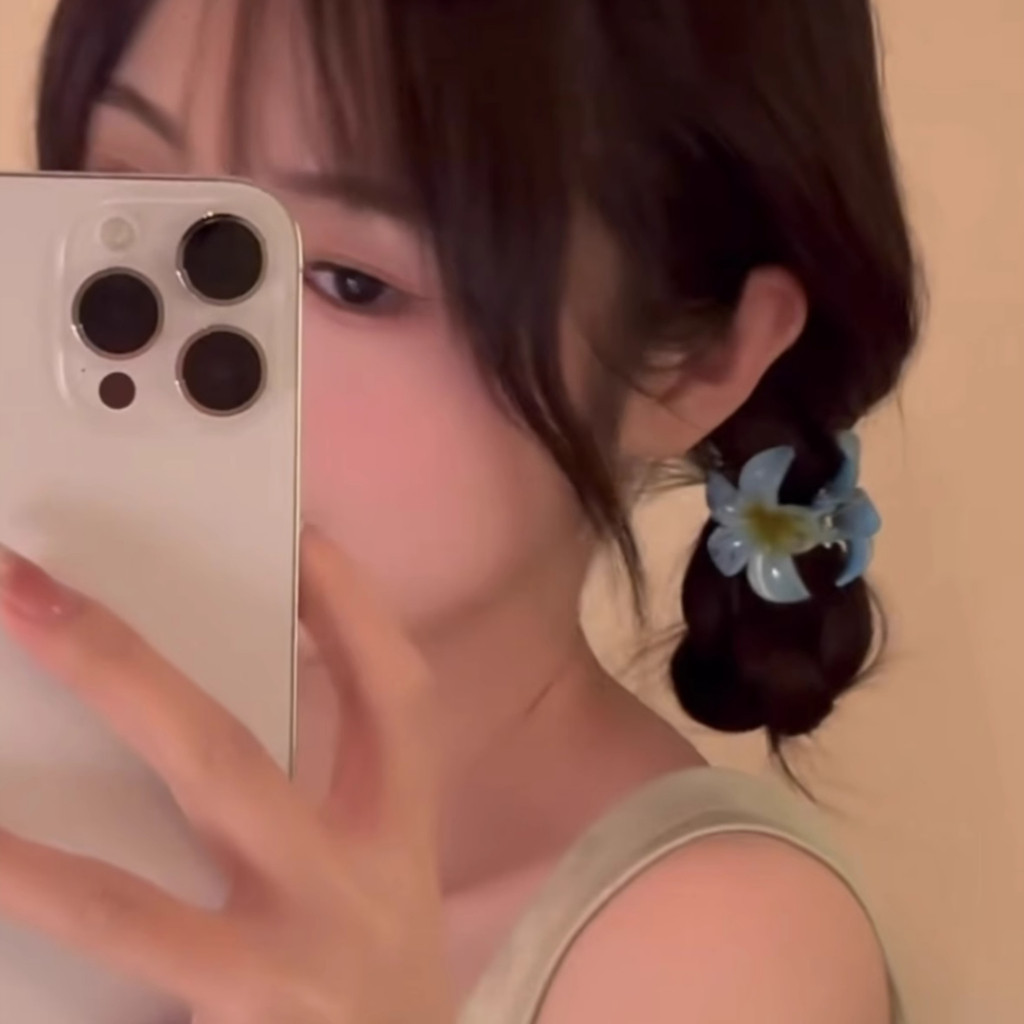 🔥Bonnie🔥กิ๊บลีลาวดีรูปดอกไม้ สีสันสดใส ลายดอกไม้ สไตล์ฮาวาย เครื่องประดับผม เหมาะแก่การถ่ายรูปในวันหยุด ​พร้อมส่ง - รูปที่ 2