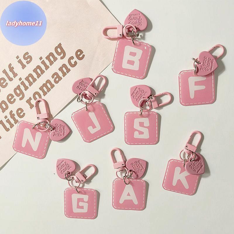 ONELADY สีชมพู 26 ตัวอักษรออกแบบพวงกุญแจผู้หญิง Charm เครื่องประดับสไตล์ประณีตทุกวันสวมใส่ AZ พวงกุญแจ TH