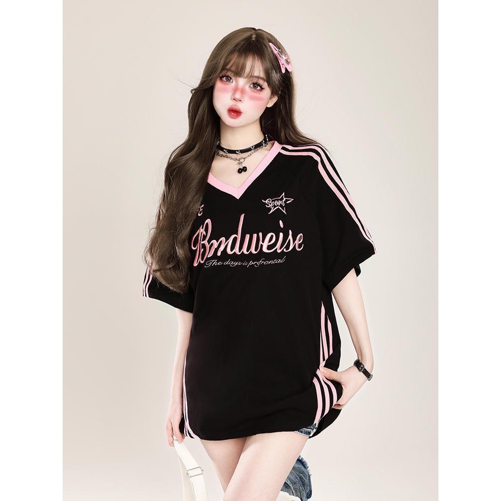 [จัดส่งภายใน 48 ชั่วโมง] American Retro Trend Contrast Stitching v คอหลวมเสื้อยืดแขนสั้นผู้หญิง over