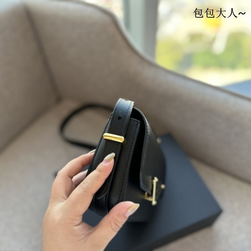 Flap Bag Small Square Bag Crossbody Bag Tofu Bag Crossbody Bag Side Bag Ladies Bag
