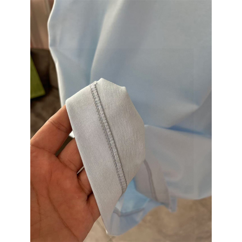 เสื้อยืดแขนสั้นทรงหลวม พิมพ์ลายตัวอักษรสไตล์เรียบง่าย สำหรับทุกเพศ - รูปที่ 5