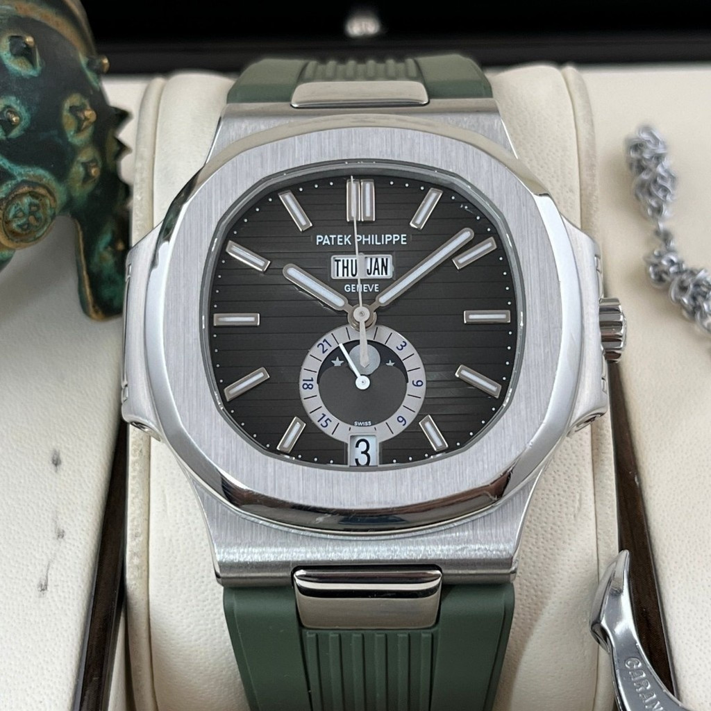 Patek Philippe Philippe Philippe Philippe 5726A-001 Sports Elegant Series