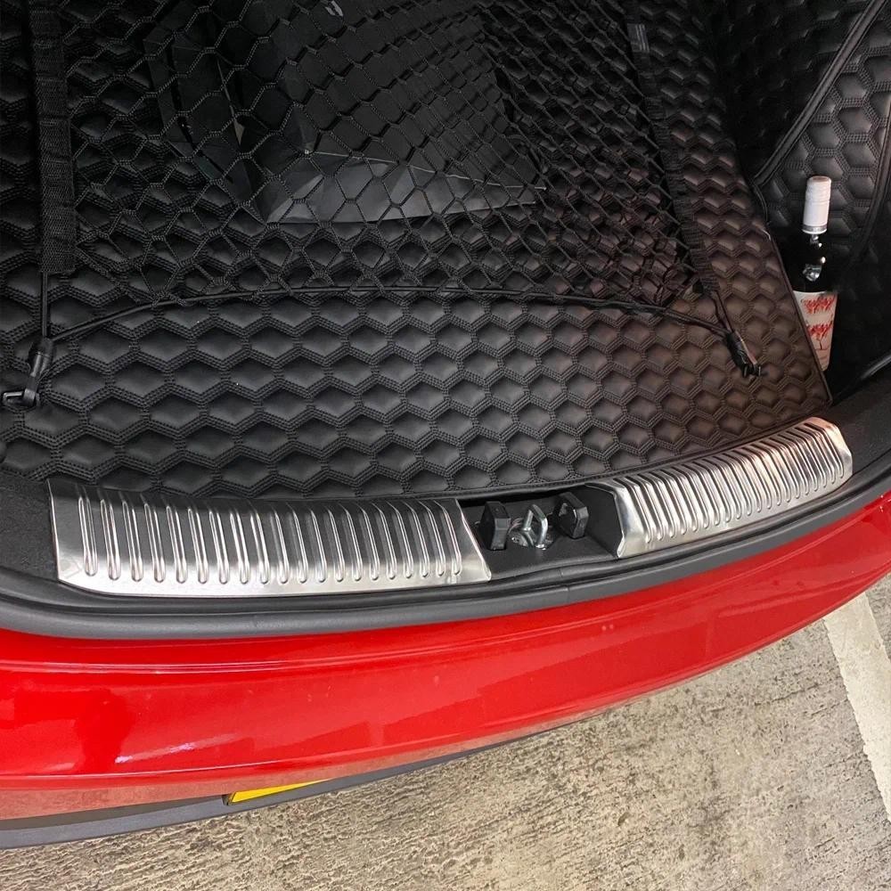 สแตนเลส Tailgate ประตู Sill เกณฑ์แถบด้านหลังกันชนสําหรับ Hyundai I30N i30 N