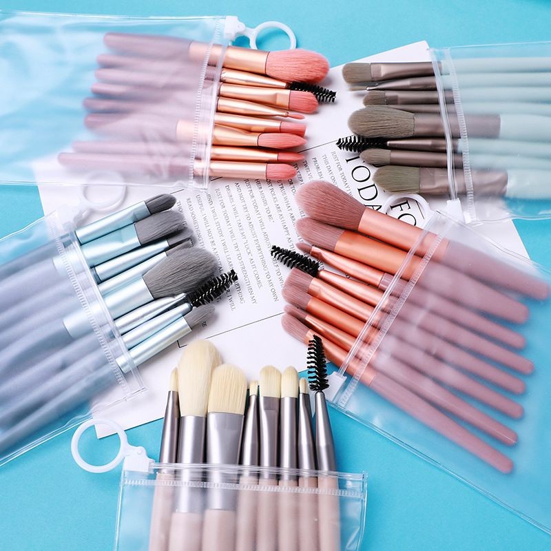 HIH-shop: พร้อมส่ง เซ็ตแปรงแต่งหน้า8ชิ้น​พร้อมถุง อุปกรณ์แต่งหน้า V5252