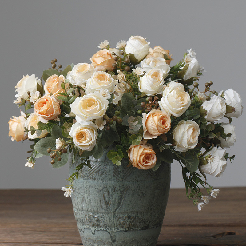 5 หัวประดิษฐ์คลาสสิกดอกไม้ Rose Bouquet สําหรับ Home Dinning ตกแต่งห้องช่อดอกไม้งานแต่งงานสําหรับเจ้าสาวดอกไม้ผ้า