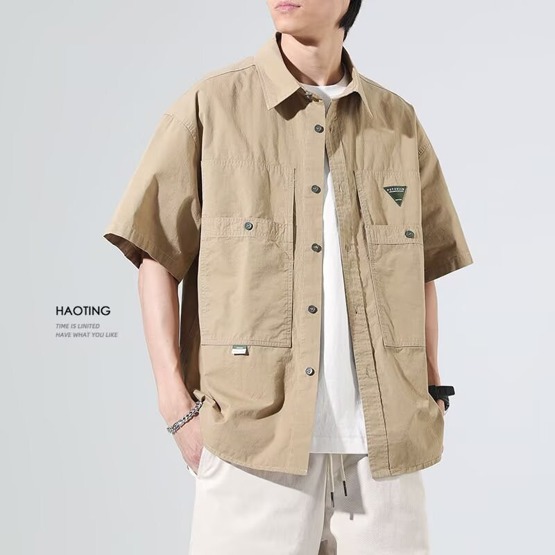 EERSHENSHIE เสื้อเชิ้ตแขนสั้นผู้ชายลําลองพร้อมกระเป๋าขนาดใหญ่และดีไซน์มีสไตล์