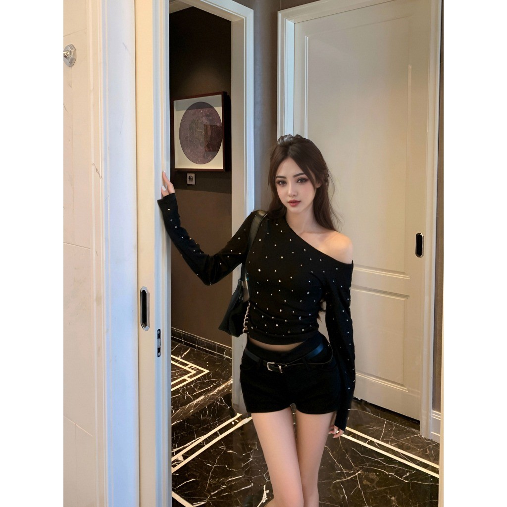 เสื้อยืดแขนยาวผู้หญิงทรงเข้ารูป ดีไซน์เปิดไหล่สุดคิวต์ ใส่แล้วดูเกาหลีมากๆ - รูปที่ 5