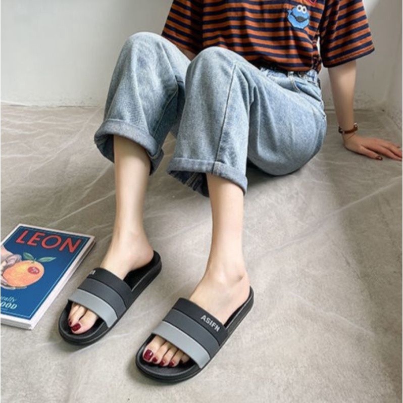 ManBu8🌞พร้อมส่ง🚚  รองเท้าแตะแบบสวม ใส่สบายสีดำสีพื้น ใส่สบายง่ายๆ  รองเท้าลายคาดสี  รองเท้าสุดฮิต  💙 (LT-ST) - รูปที่ 2